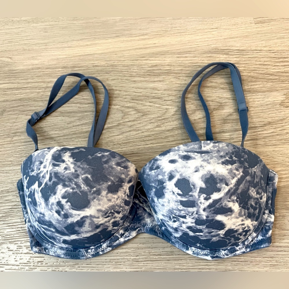 PINK Victorias Secret Blue Marble “Wear Everywhere Multi-way” Push Up Bra 32D